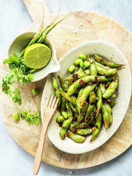 Krydrede edamamebønner
