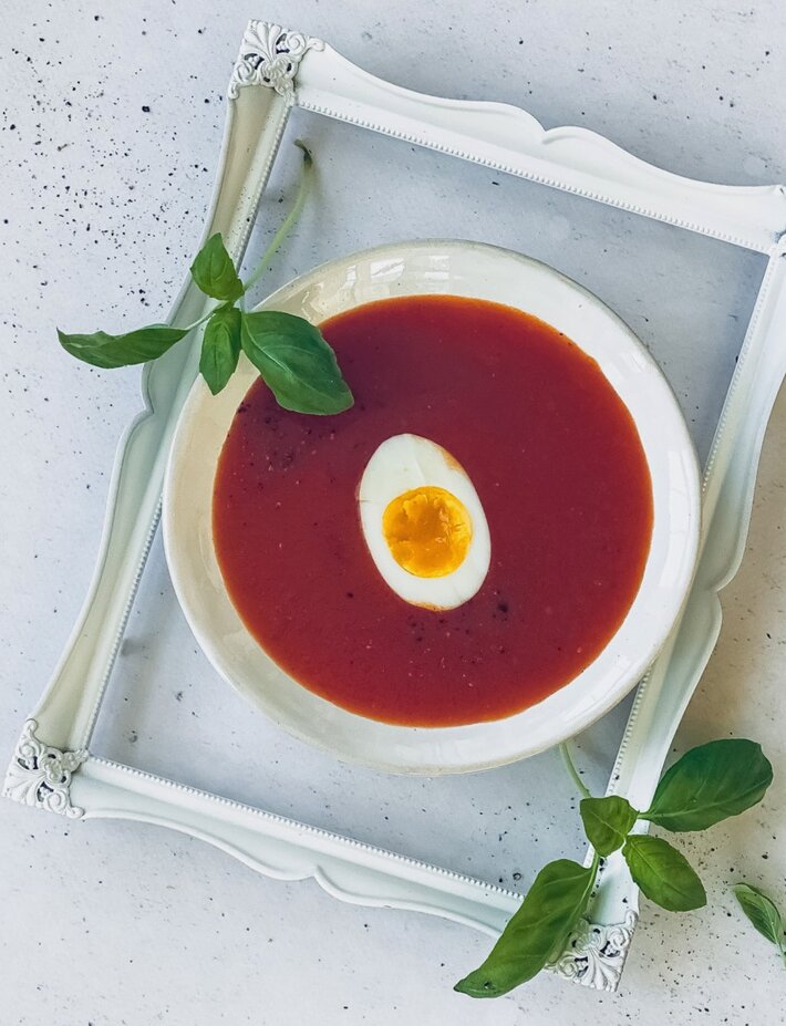 Tomatsuppe med egg