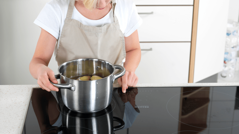 Kjøttpølse med hjemmelaget potetstappe
