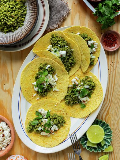Grønn taco med kjøttdeig og fetaostdressing