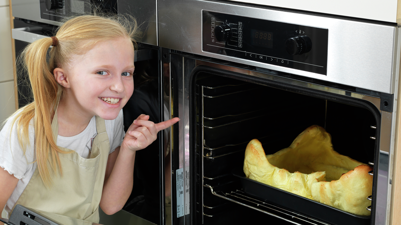 Pannekaken vokser i ovnen og kan få forskjellig form fra hver gang du lager den - morsomt!